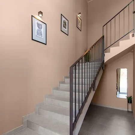 Quercus Village Penthouse With Jacuzzi Новиград