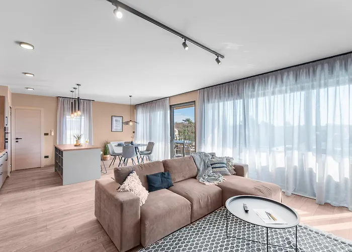 Quercus Village Penthouse With Jacuzzi * Novigrad Istria