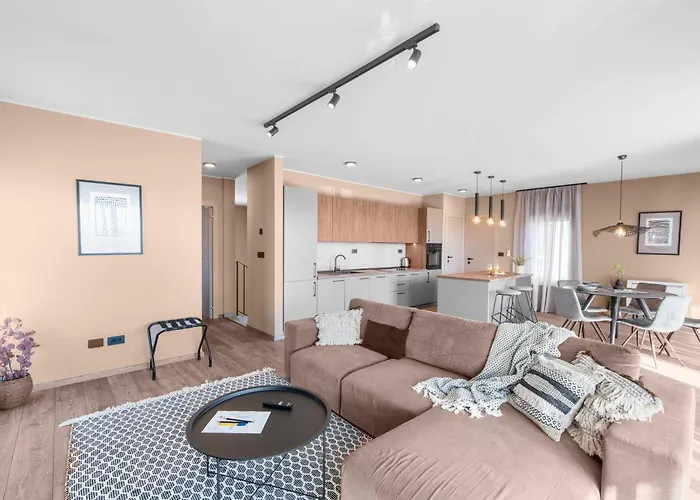 Quercus Village Penthouse With Jacuzzi *