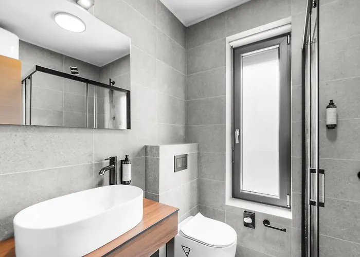 Quercus Village Penthouse With Jacuzzi Appartement